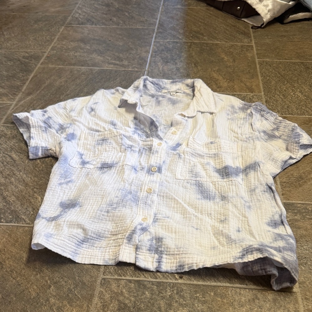 Madewell White and Blue Button Down Shirt